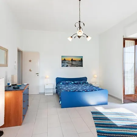 Appartamento La Finestra Dei Ciclopi Aci Castello