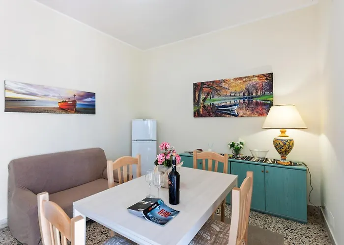 Lägenhet Guesthost - La Finestra Dei Ciclopi Seaview Flat *