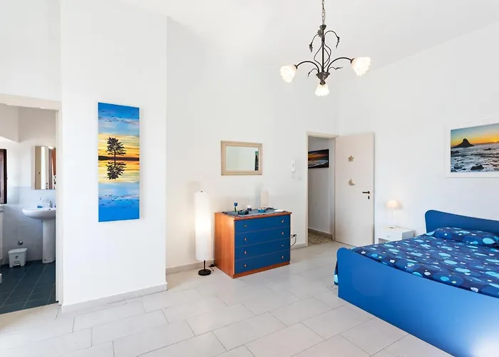 Guesthost - La Finestra Dei Ciclopi Seaview Flat Aci Castello